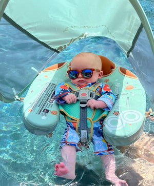How Can Parents Ensure Their Baby's Safety When Taking a Bath and Swimming at Home?
